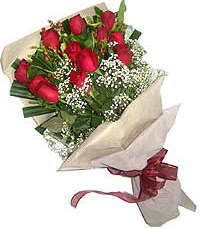 11 adet kirmizi güllerden özel buket  Gaziantep online çiçekçi , çiçek siparişi 