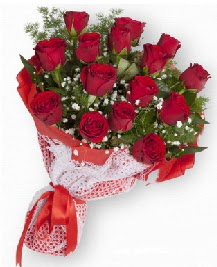 11 kırmızı gülden buket  Gaziantep internetten çiçek satışı 