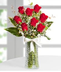 7 Adet vazoda kırmızı gül sevgiliye özel  Gaziantep kaliteli taze ve ucuz çiçekler 