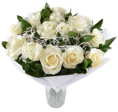 15 beyaz gül buketi sade aşk  Gaziantep anneler günü çiçek yolla 