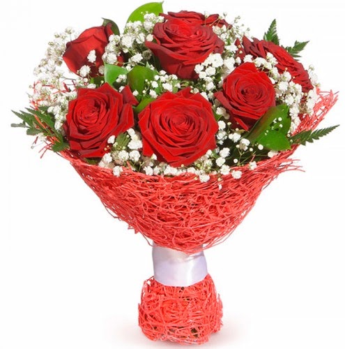 7 adet kırmızı gül buketi  Gaziantep yurtiçi ve yurtdışı çiçek siparişi 