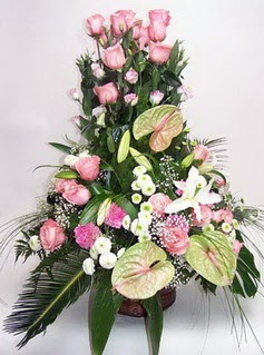  Gaziantep çiçek online çiçek siparişi  özel üstü süper aranjman