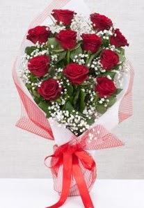 11 kırmızı gülden buket çiçeği  Gaziantep çiçekçi telefonları 